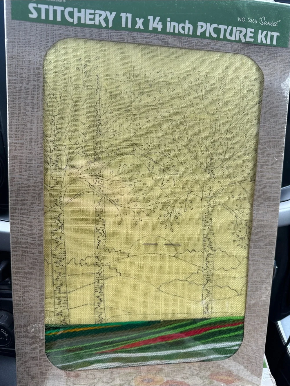 WonderArt 'Sunset' Green Landscape Stitchery Wall Art Kit